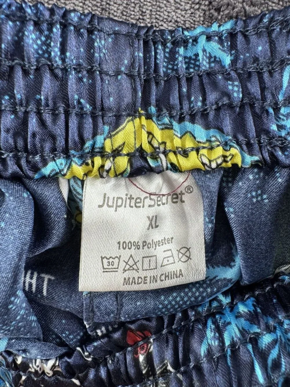 Jupiter Secret Boys Sz XL Silky Polyester Boxers/Sleep Shorts Surfing Skeletons